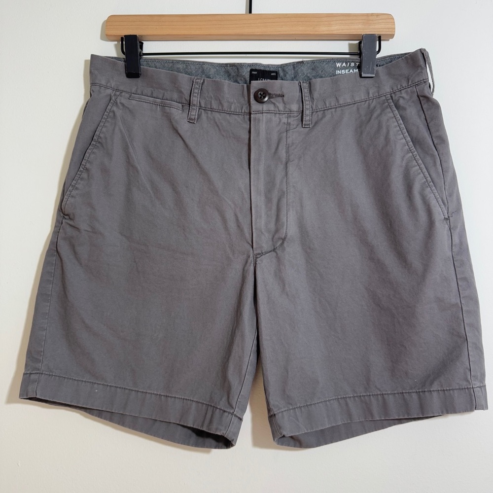 J Crew Gray Reimagined Cotton Stretch Chino‎ Shorts Size 31
